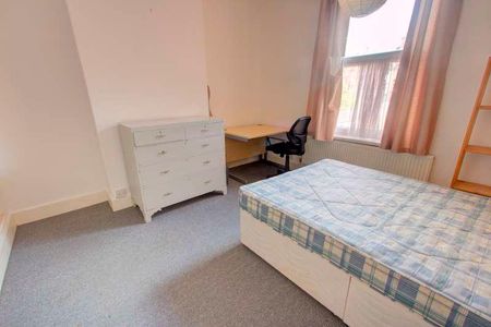 Edward Road, Clarendon Park, Leicester, LE2 - Photo 4