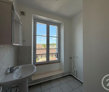 Location Appartement 5 pièces 78m² COULOMMIERS 77120 - Photo 4