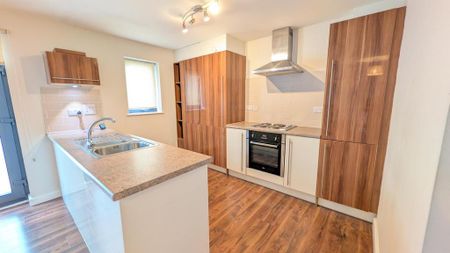 2 bedroom apartment to rent - Photo 2