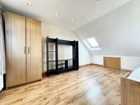 3 bedroom terraced house to rent - Photo 4