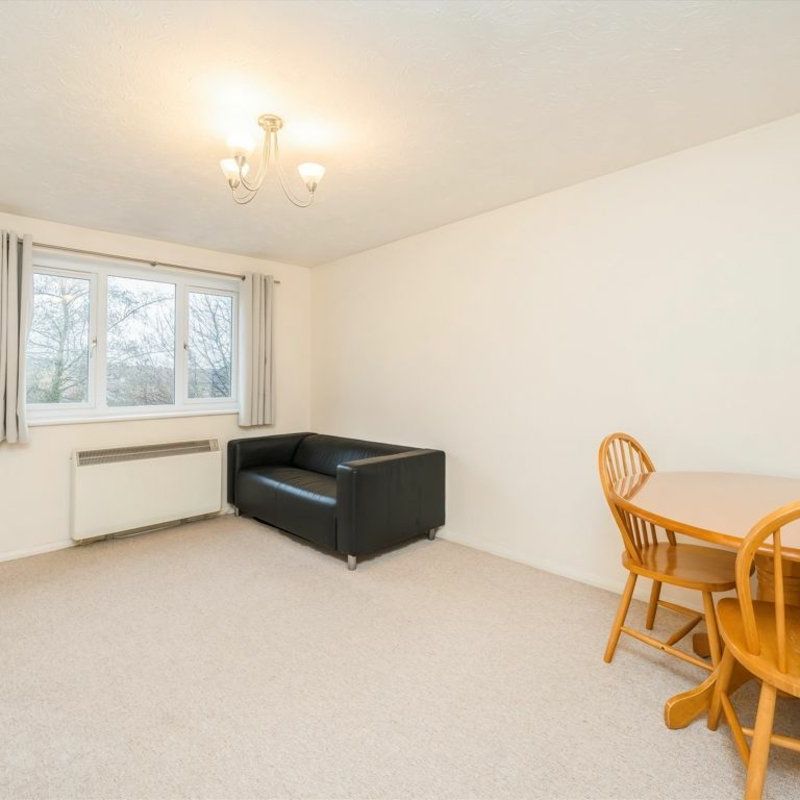 Telegraph Place, E14, London - Photo 1