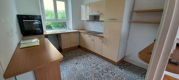 Location Maison 6 pièces 117m² - Photo 1