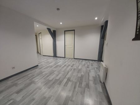 Location maison 6 pièces, 233.62m², Neuf-Marché - Photo 2