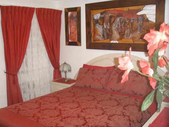 Westmeadows - Photo 1