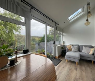 2 bedroom terraced house to rent - Photo 2