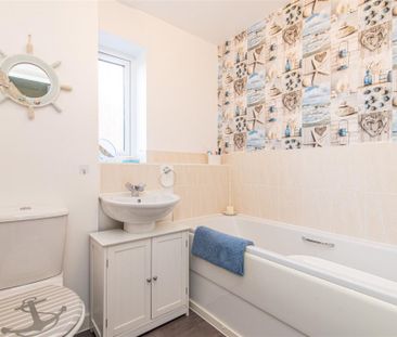 3 bed House - Semi-Detached To Let - Photo 6