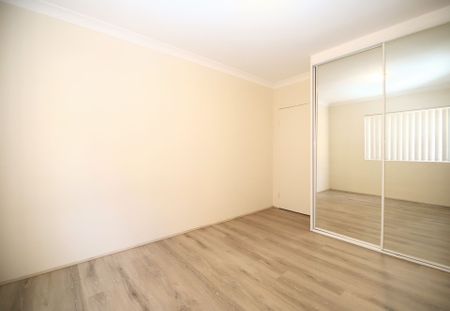 Modern & Convenient Living - Photo 2