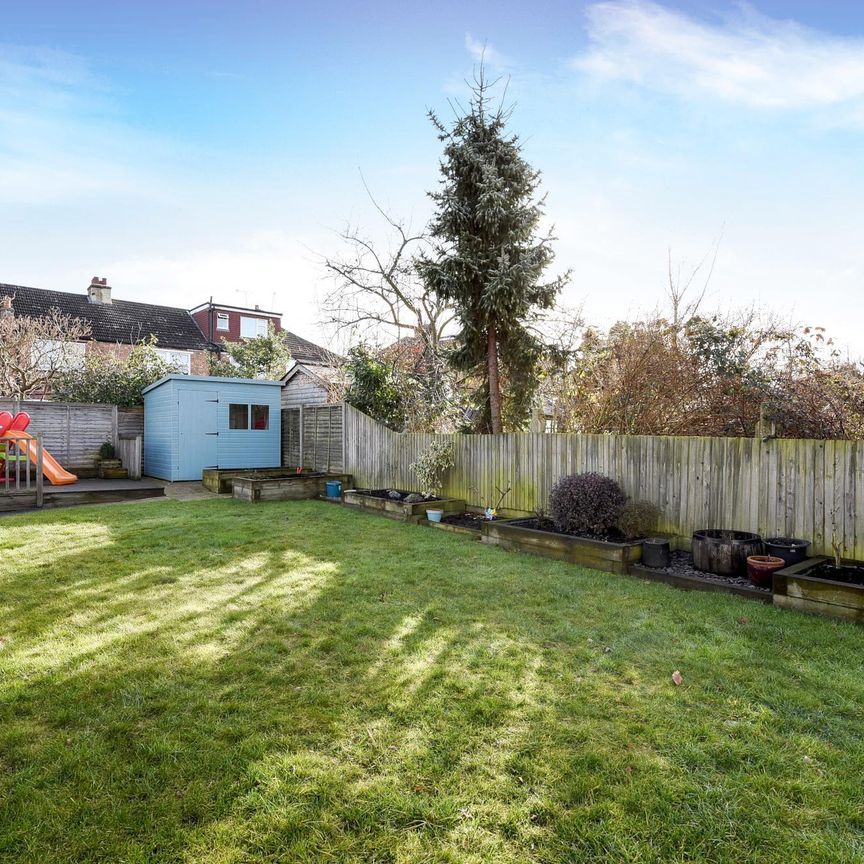 3 bedroom house to rent Royston Road, St. Albans, AL1 - Photo 1