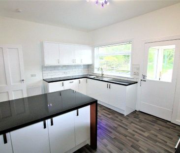 4 bedroom detached house to rent - Photo 6