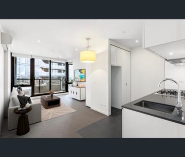 Modern 1 Bedroom Apartment in the Heart of South Yarra - Photo 2