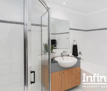 TWO BEDROOM APARTMENT IN CROWN CITIVIEW BUILDING - Photo 6