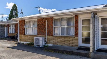 CITY CENTRE - 2 BEDROOMS - Photo 4