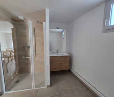 Location Appartement 3 pièces 79m² TALENCE 33400 - Photo 2