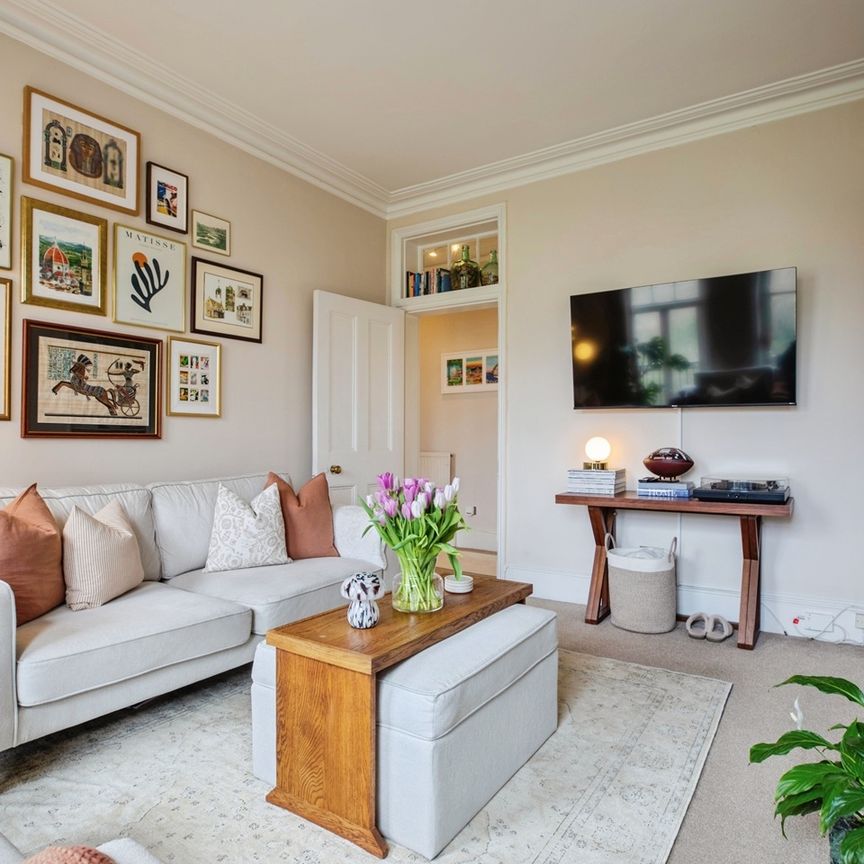 2 Bed Flat, Primrose Mansions, SW11 - Photo 1
