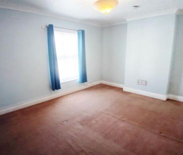 3 bedroom end of terrace house to rent - Photo 5