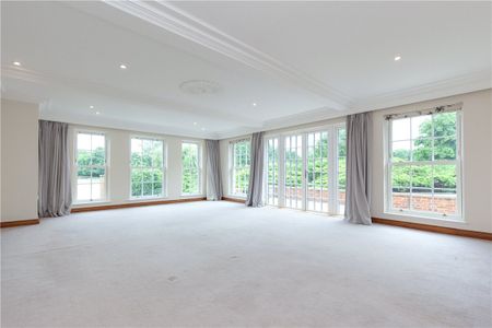 Little Baldon House is a magnificent 5 bedroom country house located within Little Baldon. - Photo 4
