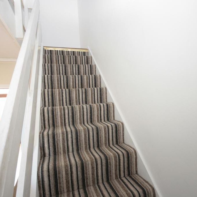 3 bedroom flat to rent - Photo 1