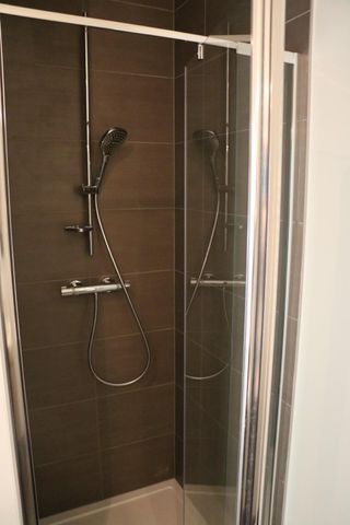 Gelijkvloers nieuwbouwappartement met twee slaapkamers - Photo 3