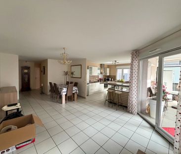 Location Appartement 3 pièces 85 m2 à La Talaudière - Photo 2