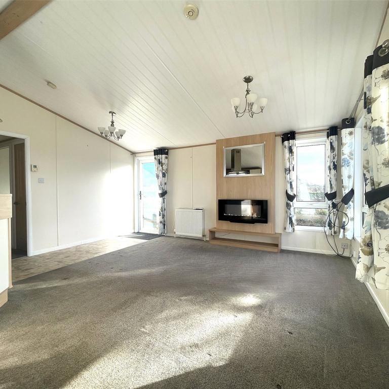 2 bedroom bungalow to rent - Photo 1