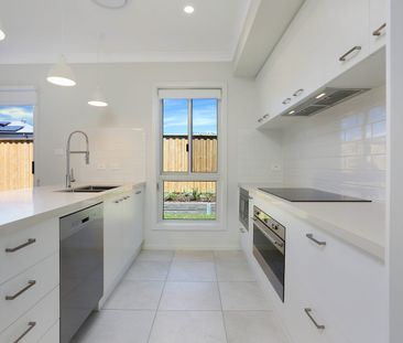 Brand New 4-Bedroom Family Home in The Gables - Photo 4