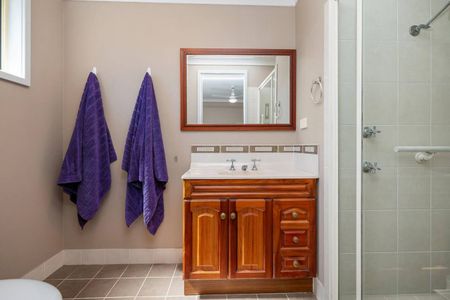 ONE BEDROOM GRANNY FLAT! - Photo 3