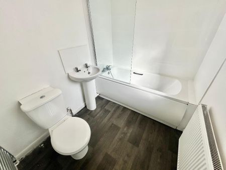 2 bedroom terraced house to rent - Photo 3