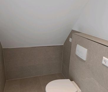 Idyllische Dachgeschosswohnung- Erstbezug nach Kernsanierung - Foto 1