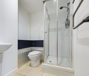 2 bedroom apartment to rent - Photo 4