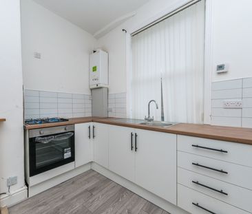 FOUNTAIN STREET MORLEY LEEDS LS27 0AL - Photo 4