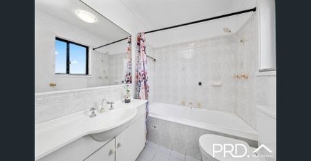 Modern Townhouse Offering Style, Privacy & Lifestyle - Photo 2