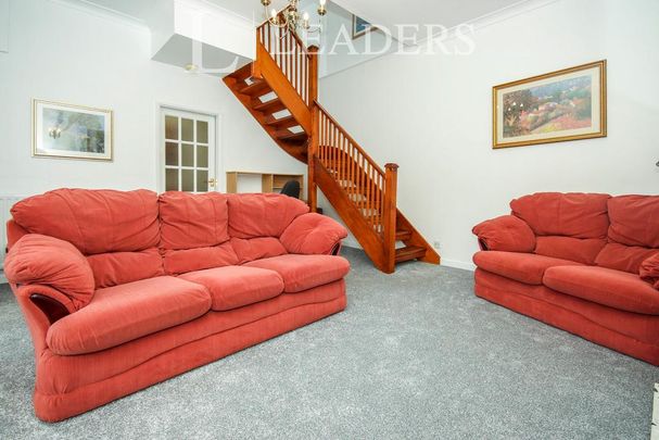 2 bedroom terraced house to rent - Photo 1