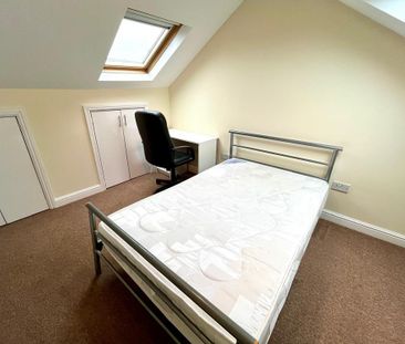 2 bedroom apartment to rent - Photo 6