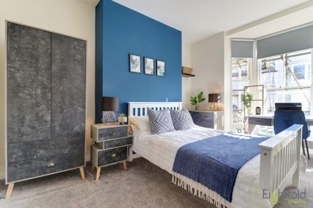 7 bedroom terraced house to rent - Photo 4