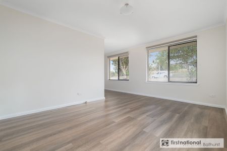 314 Havannah Street, 2795, Bathurst Nsw - Photo 2