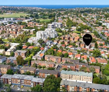 North-Facing Ground-Floor Apartment with Parking Near Maroubra Beach - Photo 4