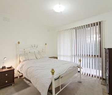 FAMILY HOME IN SOUGHT AFTER DERINYA SCHOOL ZONE - Photo 5