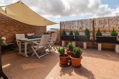 Ático de alquiler en Plaza Xúquer - Photo 2