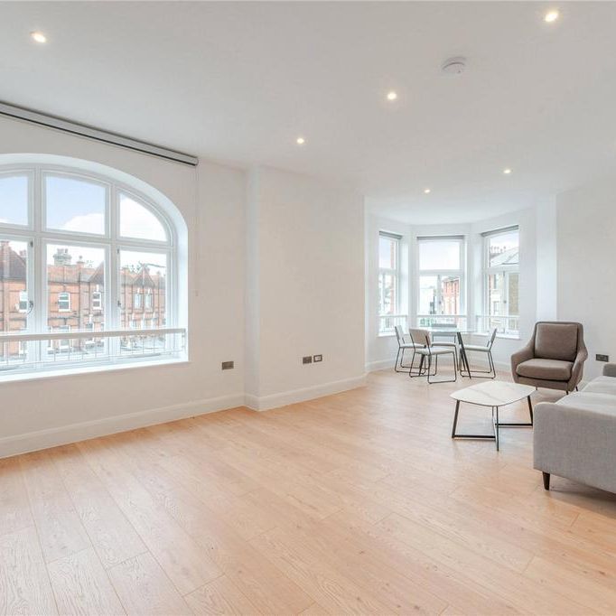 2 bedroom flat to rent - Photo 1