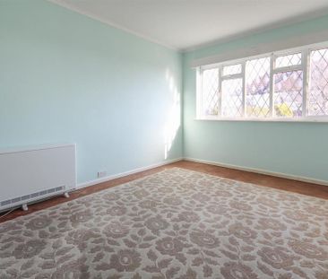 3 bedroom semi-detached house to rent - Photo 6