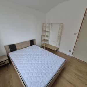 Location Appartement 2 pièces 34m² SIN LE NOBLE 59450 - Photo 2