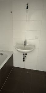 2-Zimmer Balkonhit! Anfragen nur per Mail - keine Anrufe! - Foto 4