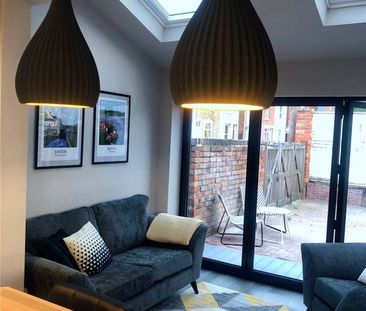 Gladstone Street, Beeston, Nottingham, Nottinghamshire, NG9 - Photo 1