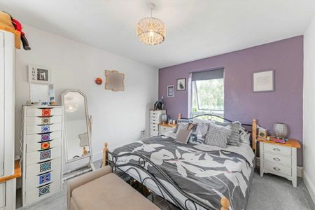 Morland Close, Hampton, TW12 - Photo 5