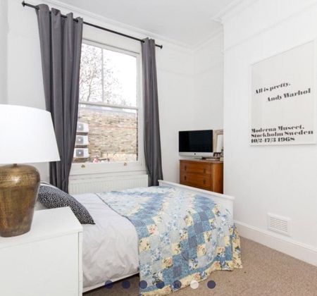 2 Bed Flat, Knights Hill, SE27 - Photo 4