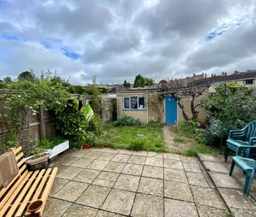 Henrietta Gardens - Photo 1