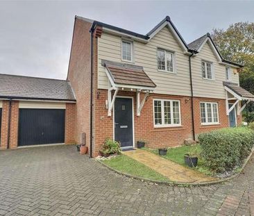 School Lane, Havant, PO9 - Photo 3