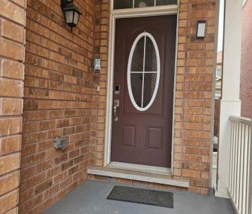 78 ENFORD CRESCENT - Photo 1