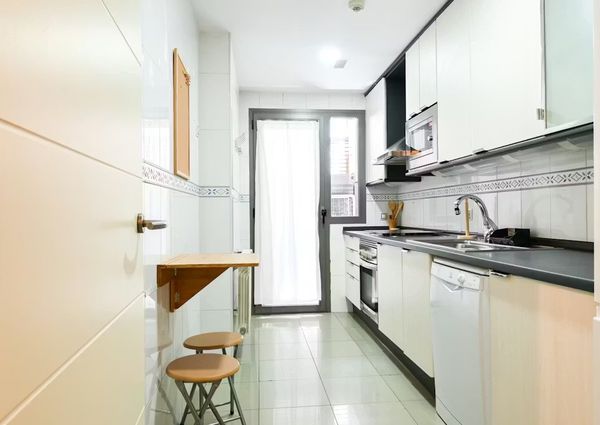 Calle Eros, Madrid, Community of Madrid 28045