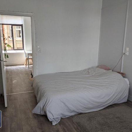 Location Appartement 2 pièces 31m² LILLE 59000 - Photo 3